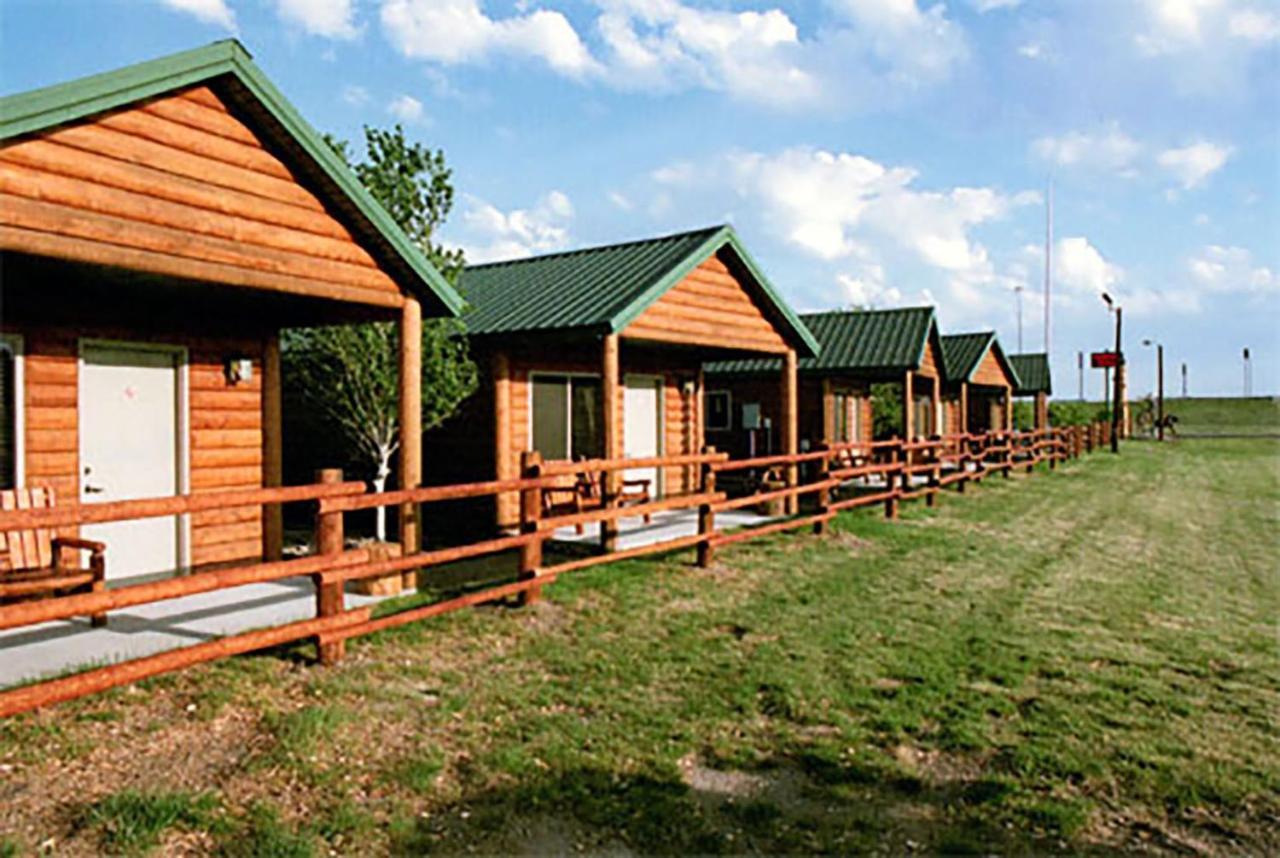 Badlands Frontier Cabins Wall Luaran gambar