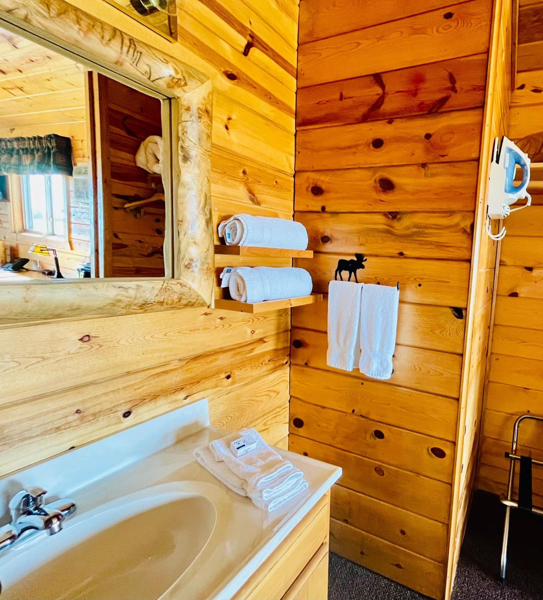 Badlands Frontier Cabins Wall Luaran gambar
