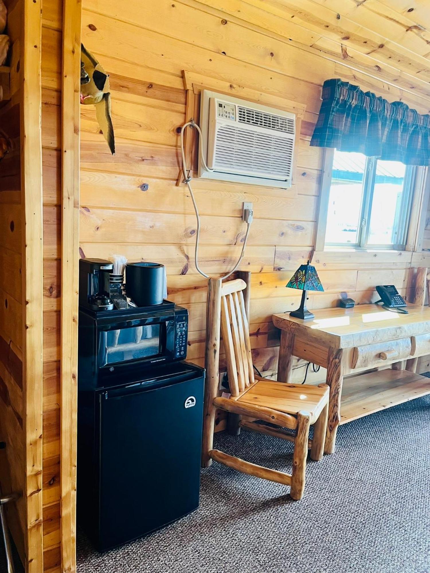 Badlands Frontier Cabins Wall Luaran gambar